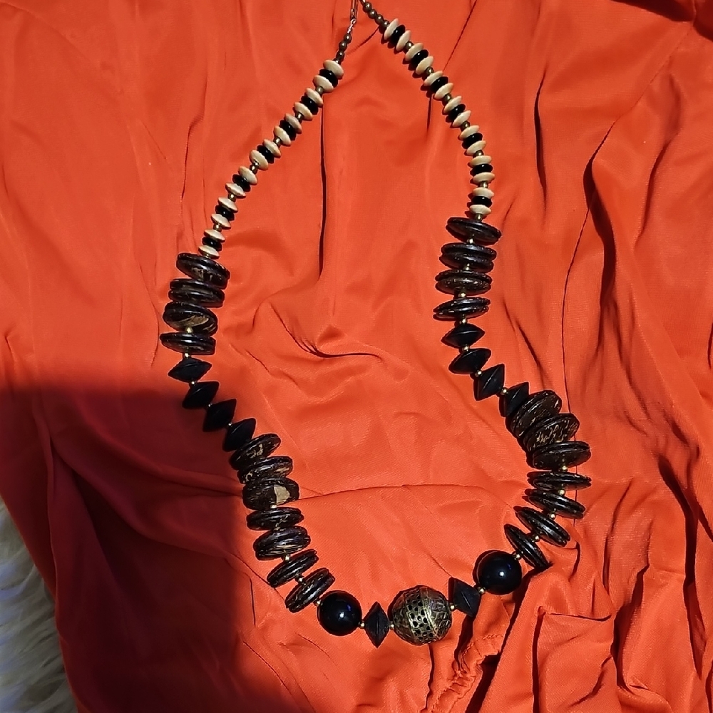 Elegant Black and Brown Beaded Necklace